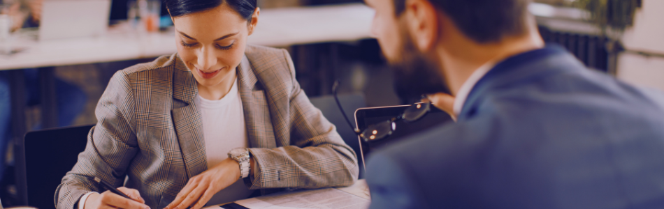 corporate lady signing a contract